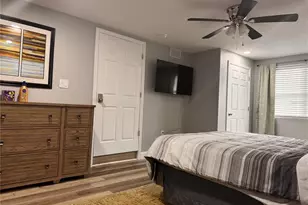 100 E Coleman Cir, Sanford, FL 32773 - Photo 9