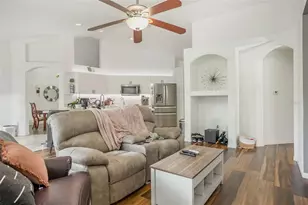 1356 Canary Dr, Deland, FL 32720 - Photo 9