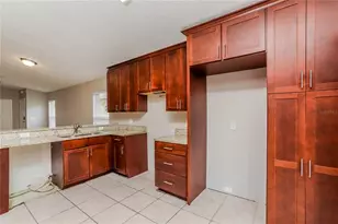 10021 Cypress Meadows Ln, Orlando, FL 32825 - Photo 5