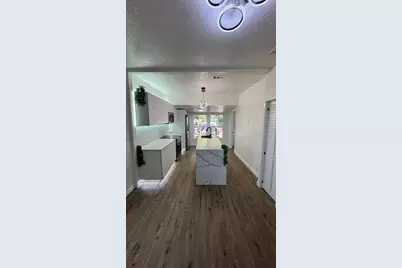 1118 E Linebaugh Avenue, Tampa, FL 33612 - Photo 17