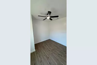 1118 E Linebaugh Avenue, Tampa, FL 33612 - Photo 39