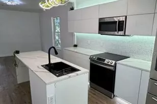 1118 E Linebaugh Ave., Tampa, FL 33612 - Photo 13