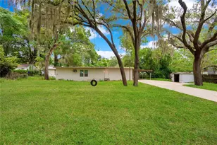 38341 Palm Grove Dr, Zephyrhills, FL 33542 - Photo 1