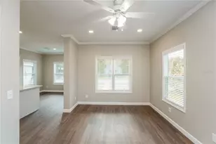 1700 45th St S, Saint Petersburg, FL 33711 - Photo 3