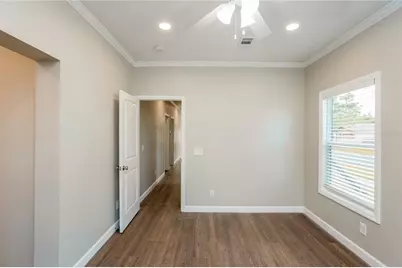 1700 45th Street S, Saint Petersburg, FL 33711 - Photo 9