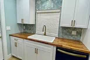 312 N 4th St, Flagler Beach, FL 32136 - Photo 5