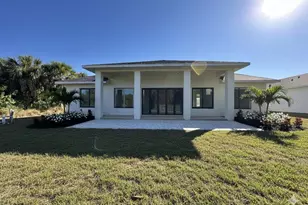 331 Santa Marta St, Port Charlotte, FL 33954 - Photo 15