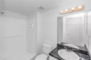 2891 Richmond Ave, Sanford, FL 32773 - Photo 11