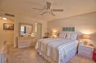 360 3 Lakes Ln, Venice, FL 34285 - Photo 15