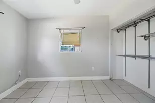 3947 Pensacola Dr, Lake Worth, FL 33462 - Photo 9