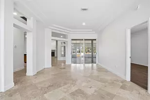 18804 Forest Glen Ct, Tampa, FL 33647 - Photo 5