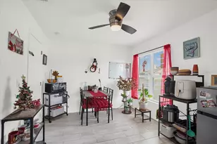 812 E Flag Ln, Kissimmee, FL 34759 - Photo 13