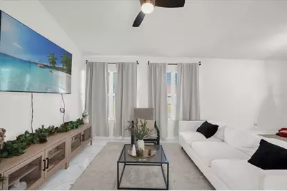 812 E. Flag Lane, Kissimmee, FL 34759 - Photo 5