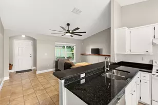 3544 Domino Ct, Orlando, FL 32805 - Photo 9