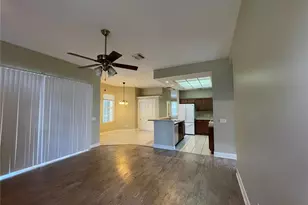 4706 Kinross Ct, Valrico, FL 33596 - Photo 5