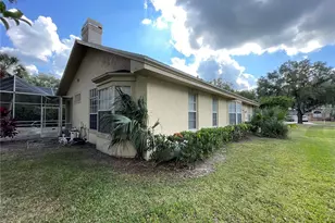 4706 Kinross Ct, Valrico, FL 33596 - Photo 17