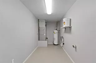 402 Century Ave, Fruitland Park, FL 34731 - Photo 13