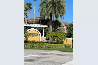 5095 Fairways Circle #I306, Vero Beach, FL 32967 - Photo 3