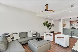 525 E Jackson St, Orlando, FL 32801 - Photo 11