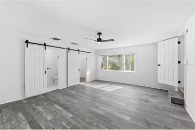 8301 Riverside Drive NE, Saint Petersburg, FL 33702 - Photo 29