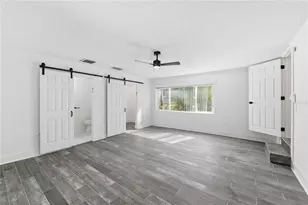 8301 Riverside Dr NE, Saint Petersburg, FL 33702 - Photo 29