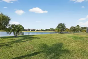 1822 Trophy Bass Way, Kissimmee, FL 34746 - Photo 41