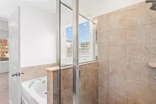 1848 Oak Hammock Ct, Lutz, FL 33558 - Photo 9