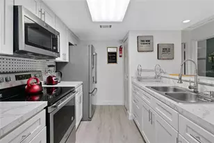 2022 Ludlow Ln, Orlando, FL 32839 - Photo 3