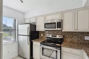 3210 Candle Ridge Dr, Orlando, FL 32822 - Photo 5