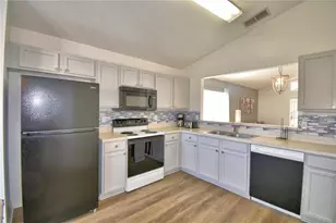 1143 Casterton Cir, Davenport, FL 33897 - Photo 11