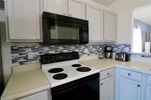 1143 Casterton Cir, Davenport, FL 33897 - Photo 9