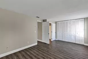 4904 Silver Oaks Village, Orlando, FL 32808 - Photo 27