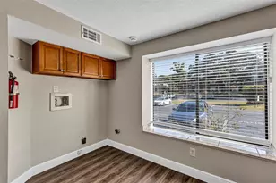 4904 Silver Oaks Village, Orlando, FL 32808 - Photo 7