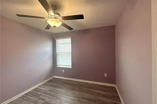 582 Royal Empress Dr, Ruskin, FL 33570 - Photo 13