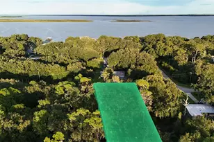 438 Highlands Lake Dr, Lake Placid, FL 33852 - Photo 1