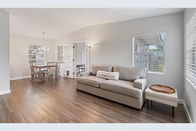 471 E 3rd Street, Chuluota, FL 32766 - Photo 5