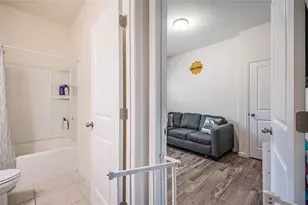 2051 Cades Cv Wy, Deland, FL 32720 - Photo 15