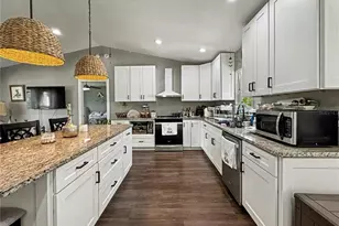 1380 9th Ave, Deland, FL 32724 - Photo 3