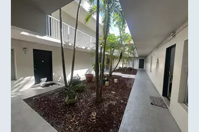 1830 Maravilla Avenue #713, Fort Myers, FL 33901 - Photo 7