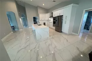 11850 7th St E, Treasure Island, FL 33706 - Photo 7