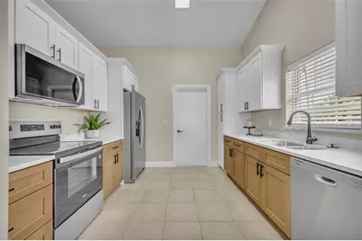 37510 Leggett Lane, Lady Lake, FL 32159 - Photo 11