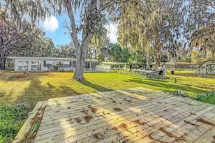 4192 Cr 400, Lake Panasoffkee, FL 33538 - Photo 37