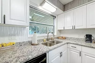 4192 Cr 400, Lake Panasoffkee, FL 33538 - Photo 7