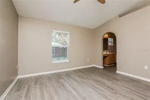977 Vanderbilt Dr, Eustis, FL 32726 - Photo 7