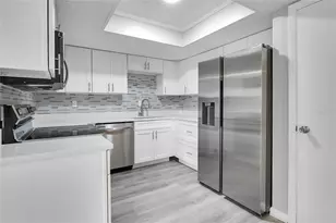 513 Fairways Ln, Ocala, FL 34472 - Photo 3