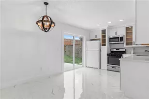 421 Rollins Dr, Davenport, FL 33837 - Photo 11