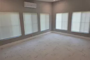 1911 W Amelia St, Orlando, FL 32805 - Photo 9