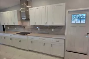 1911 W Amelia St, Orlando, FL 32805 - Photo 7