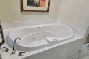 8101 Resort Village Dr, Orlando, FL 32821 - Photo 13