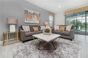 8923 Zurich Ln, Kissimmee, FL 34747 - Photo 3